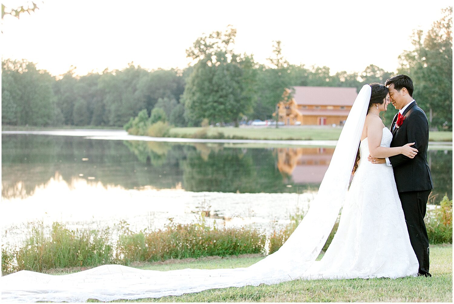 MJMP Summer Wedding at Lake Fung's Barn RVA Wedding Photographer_0110.jpg